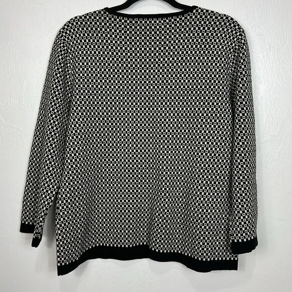 Lord & Taylor Vintage Italian Merino Wool Geo Pattern Sweater Size XL - Picture 3 of 9